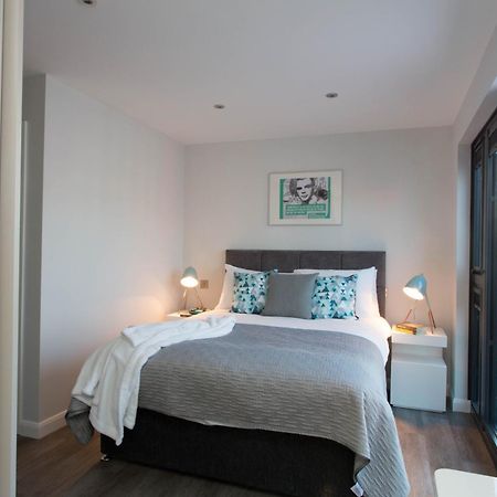 Cotels At 7Zero1 Serviced Apartments - Modern Apartments, Superfast Broadband, Free Parking, Centrally Located Милтон-Кейнс Экстерьер фото
