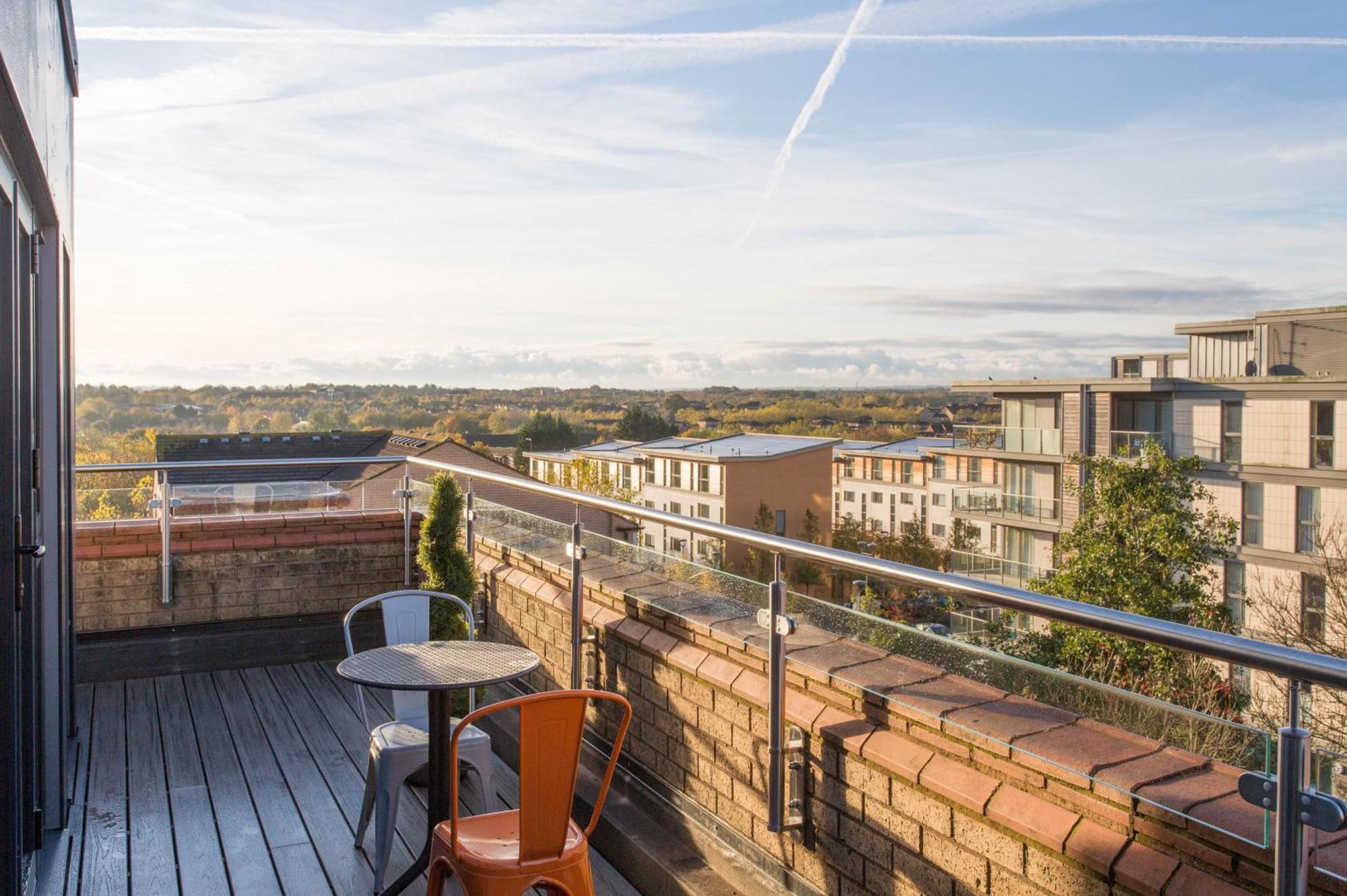 Cotels At 7Zero1 Serviced Apartments - Modern Apartments, Superfast Broadband, Free Parking, Centrally Located Милтон-Кейнс Экстерьер фото