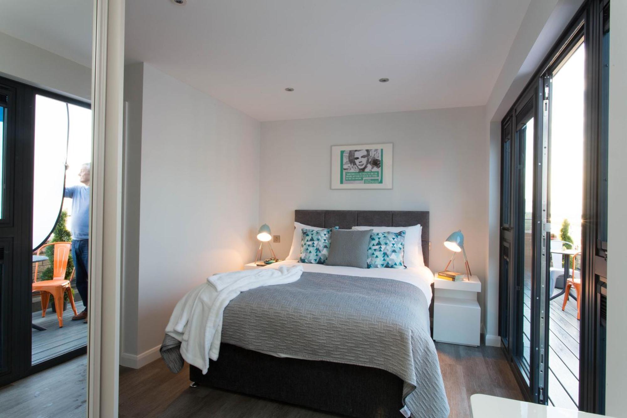 Cotels At 7Zero1 Serviced Apartments - Modern Apartments, Superfast Broadband, Free Parking, Centrally Located Милтон-Кейнс Экстерьер фото